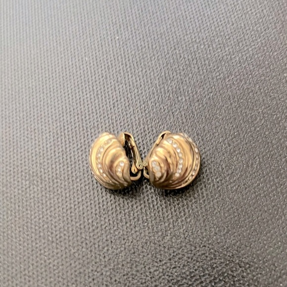 CHRISTIAN DIOR CLIP ON EARRINGS - Picture 3 of 8